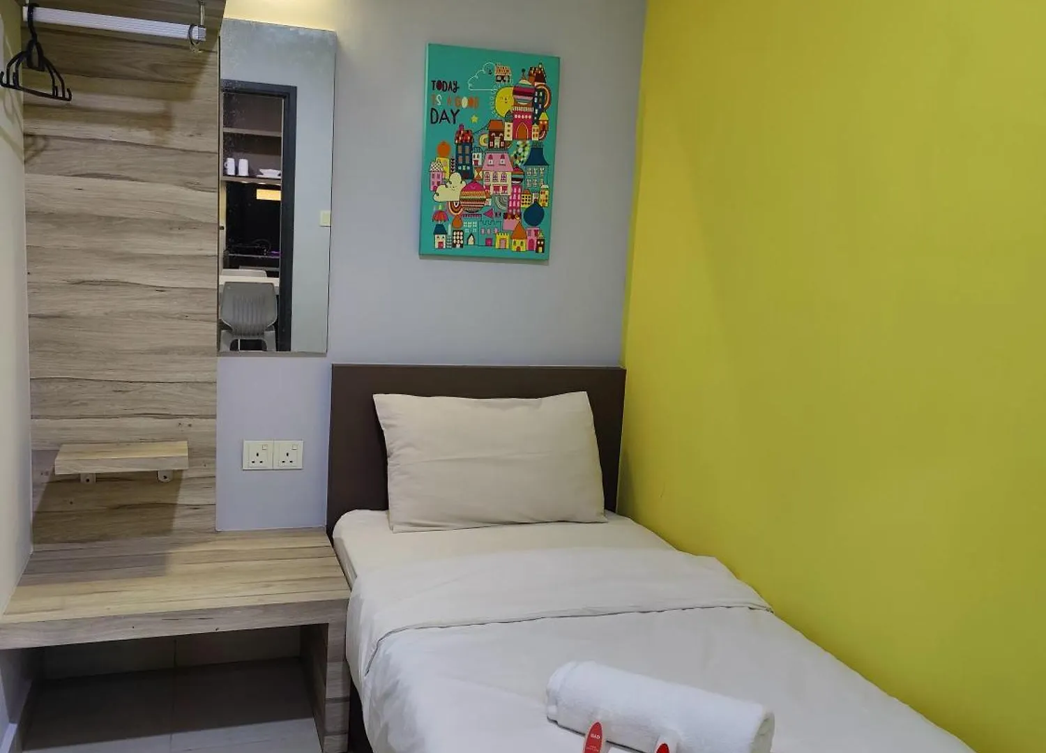 Oyo 90848 Link Suite Johor Bahru