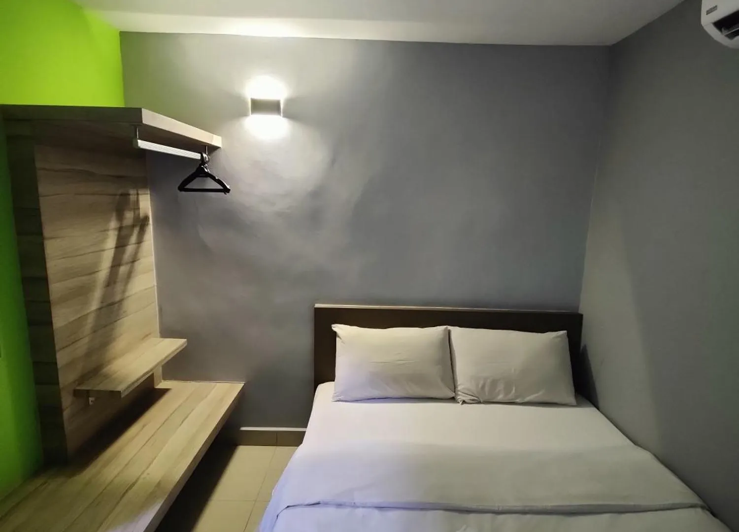 Hotel Oyo 90848 Link Suite Johor Bahru